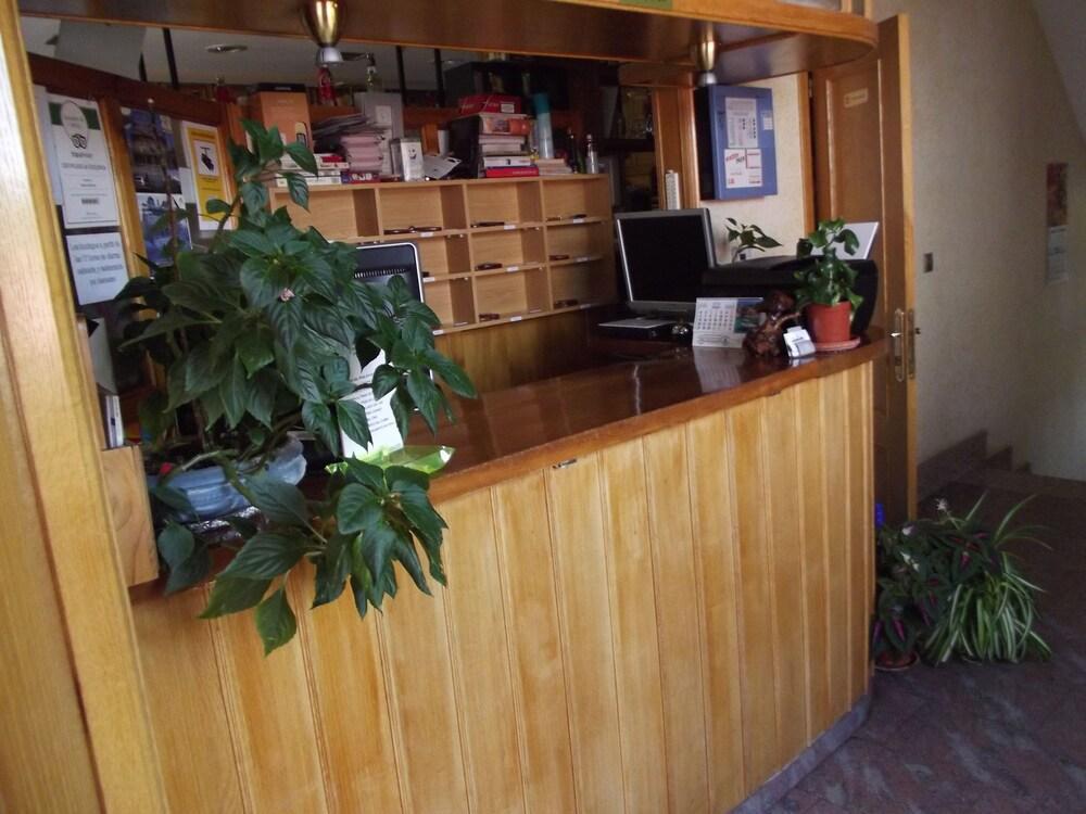 Montana Palentina Hotel Guardo Buitenkant foto
