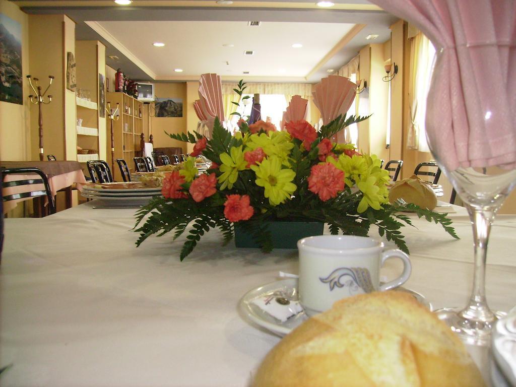 Montana Palentina Hotel Guardo Buitenkant foto